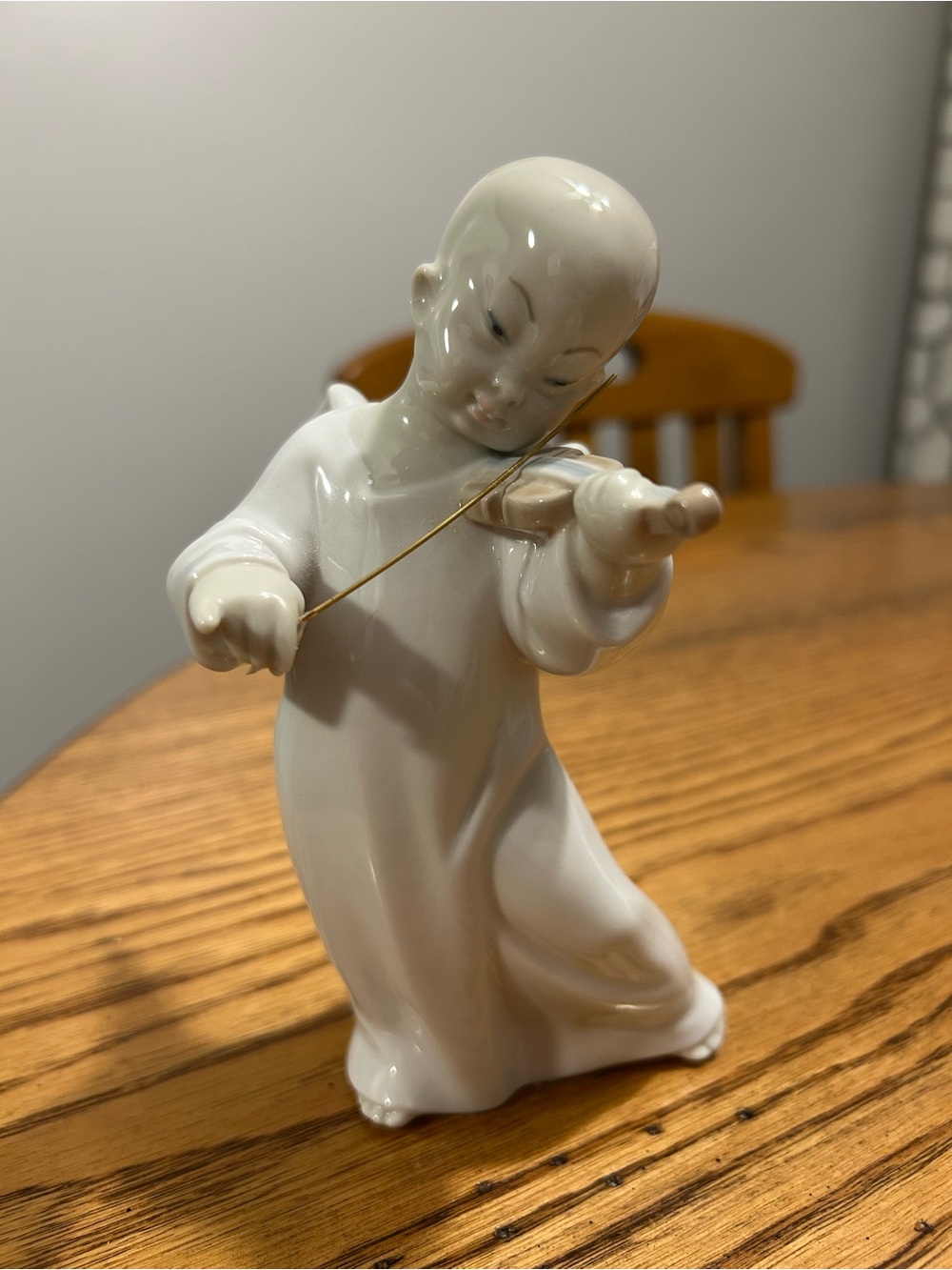 Lladro Boy Violinist Figurine - Picture 2 of 5